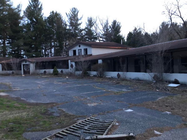 Hospitality House Motel (Marshall Motel) - From Isaac C Livermore On Facebook (newer photo)